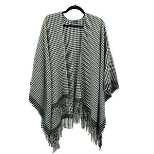 V. Frass Houndstooth Print Shawl Womens One Size Fringe Trim Black White